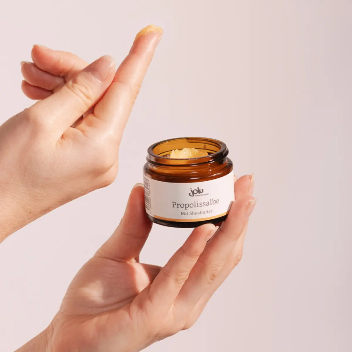 Propolissalbe mit Sheabutter Propolissalbe mit Sheabutter